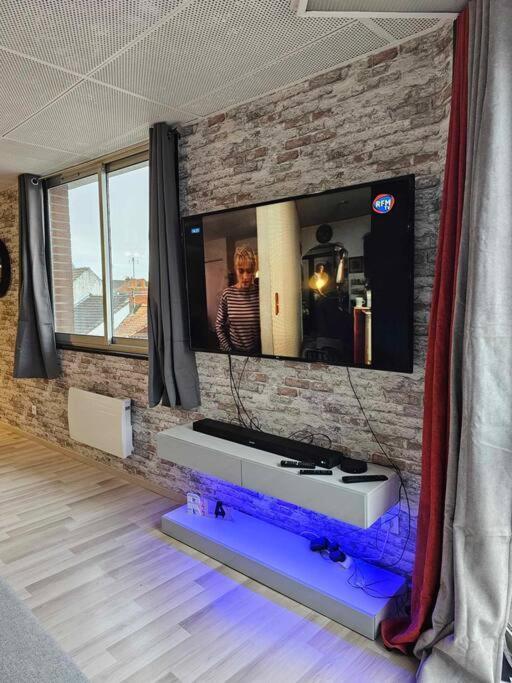 Cosy Loft - Calais Apartment Ngoại thất bức ảnh