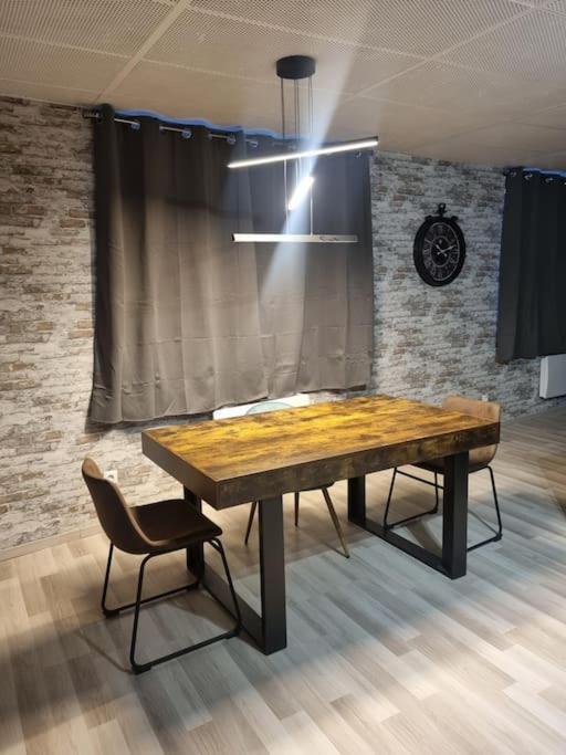 Cosy Loft - Calais Apartment Ngoại thất bức ảnh