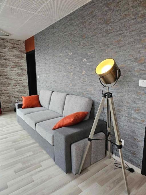 Cosy Loft - Calais Apartment Ngoại thất bức ảnh