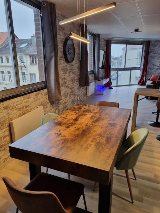 Cosy Loft - Calais Apartment Ngoại thất bức ảnh
