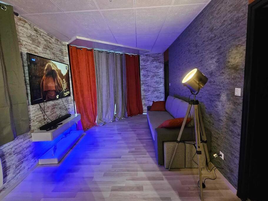 Cosy Loft - Calais Apartment Ngoại thất bức ảnh